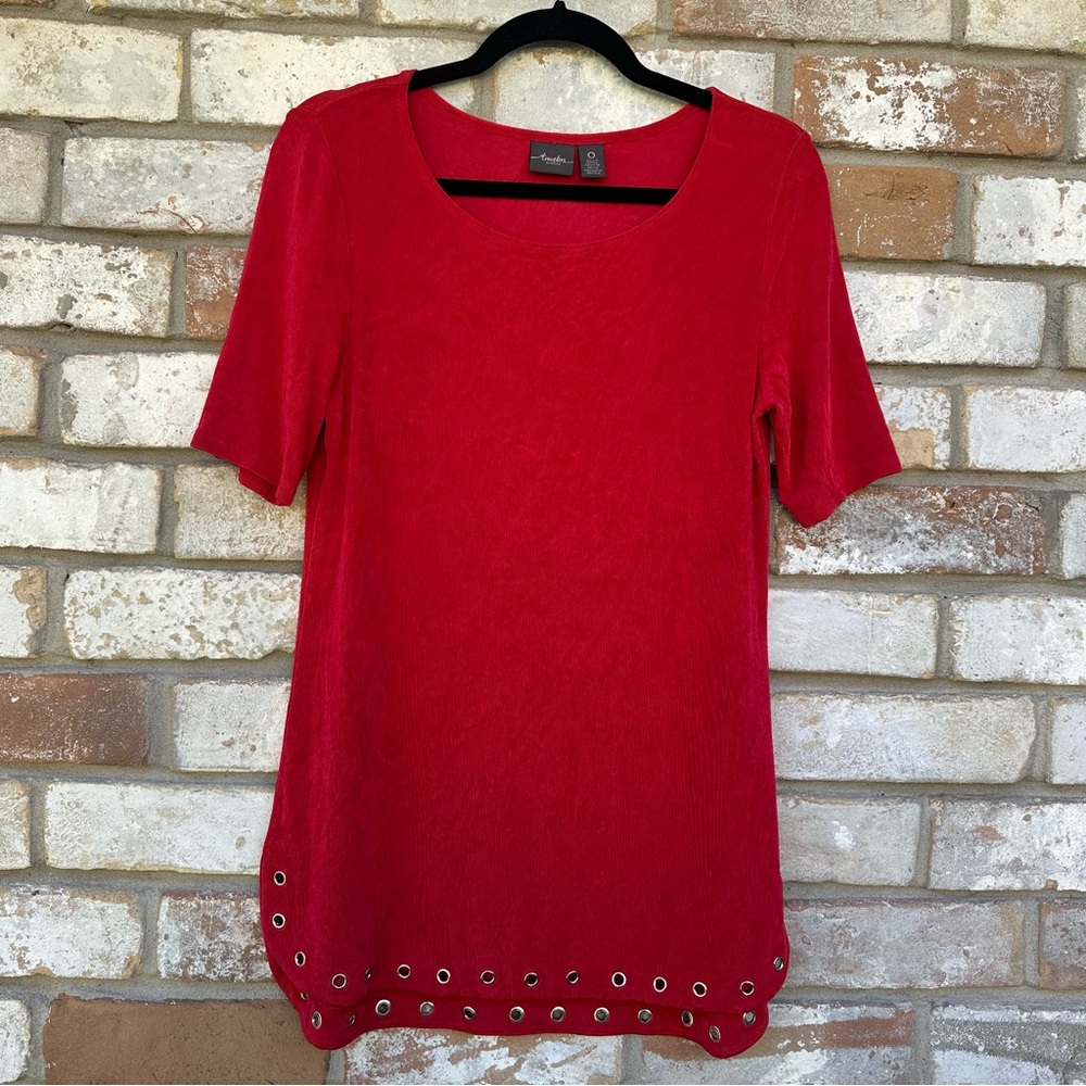 Chico's Travelers Red Short Sleeve Tunic with Grommet Hem